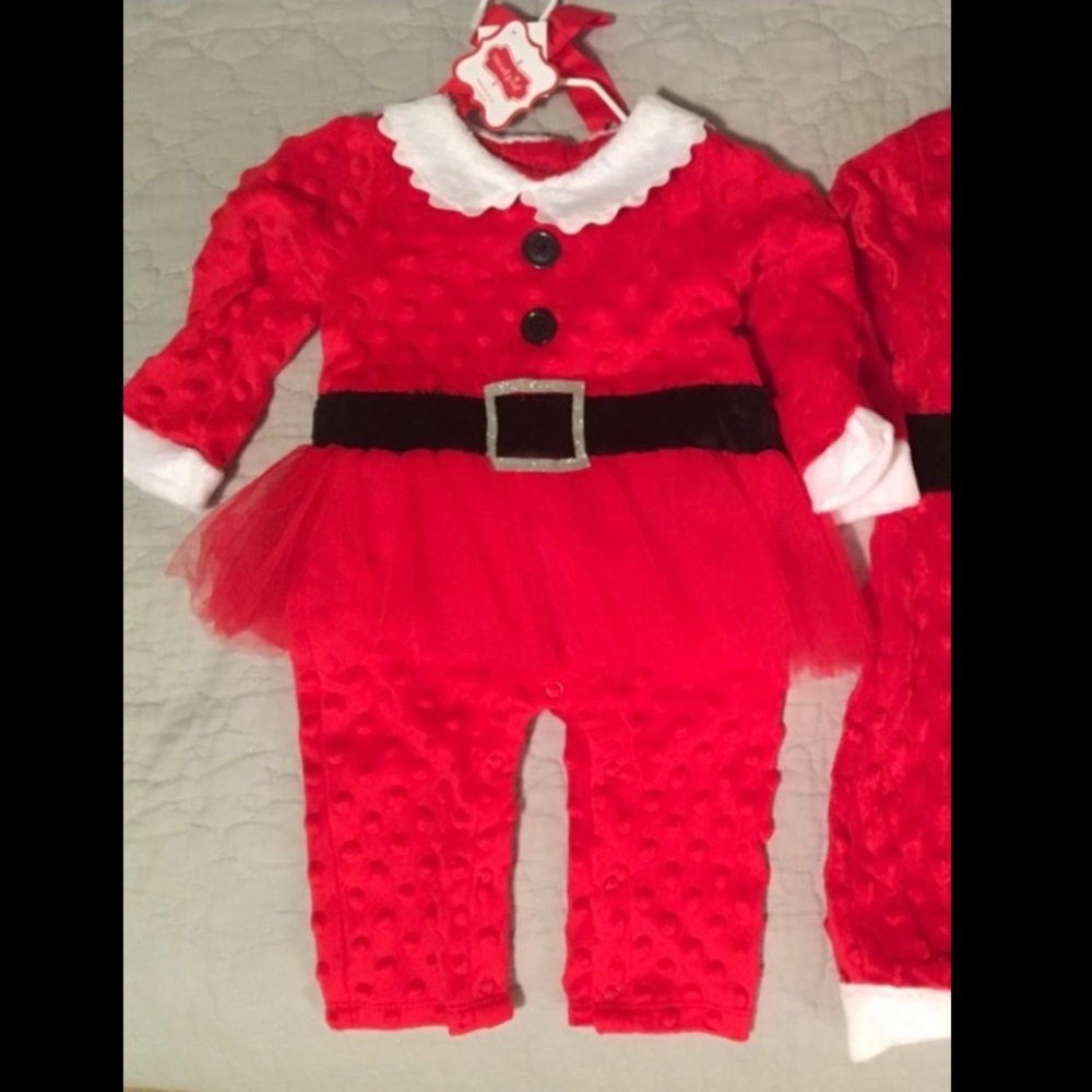 NWT Mud Pie 0-6 / 3-6 month Christmas Santa outfit